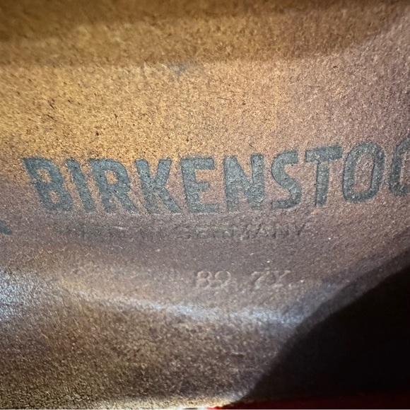 Birkenstock women’s Bright Red Sandals. - Picture 5 of 9